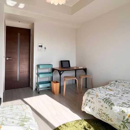 R Guest House Osaka Buitenkant foto