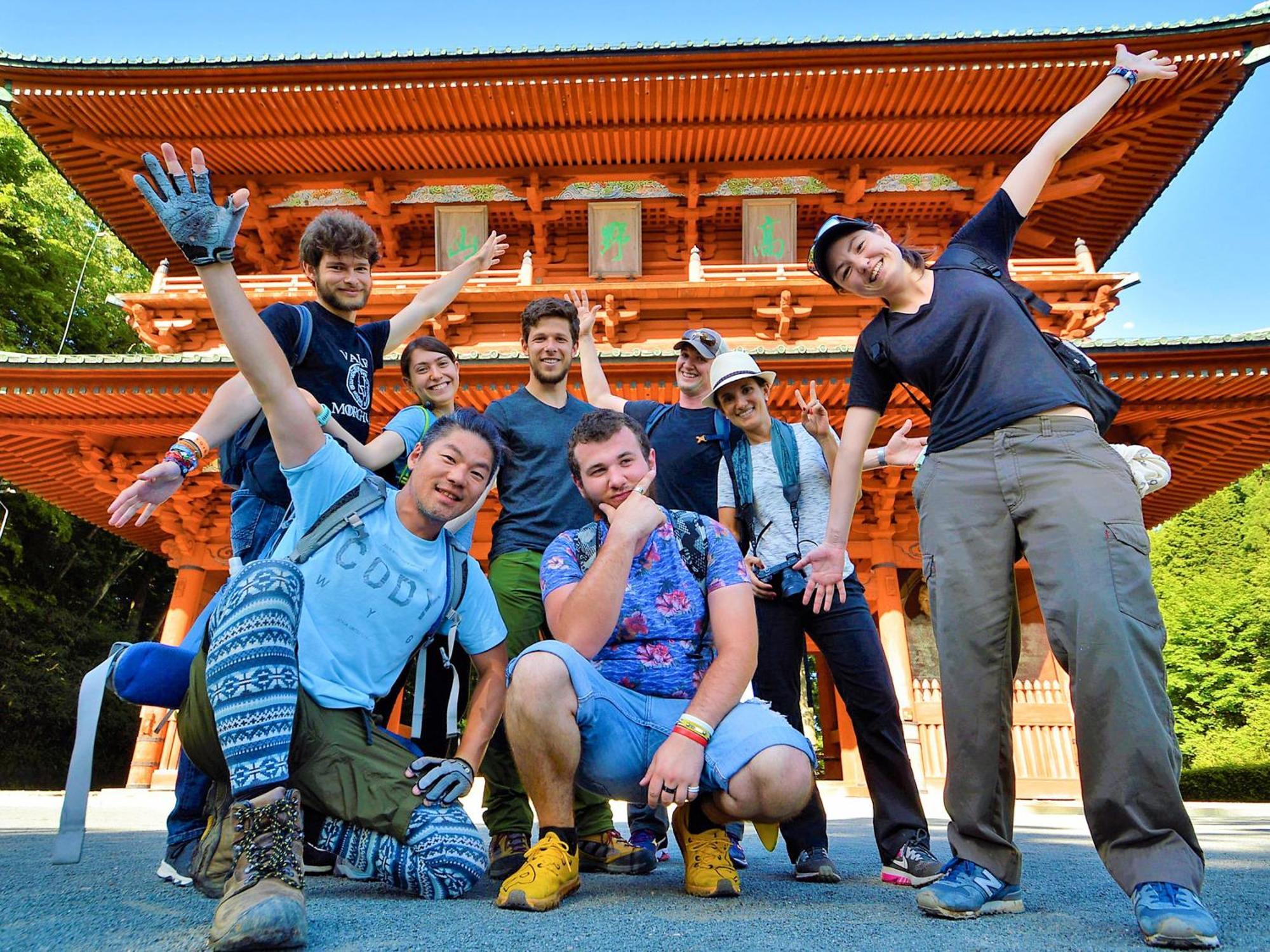 R Guest House Osaka Buitenkant foto